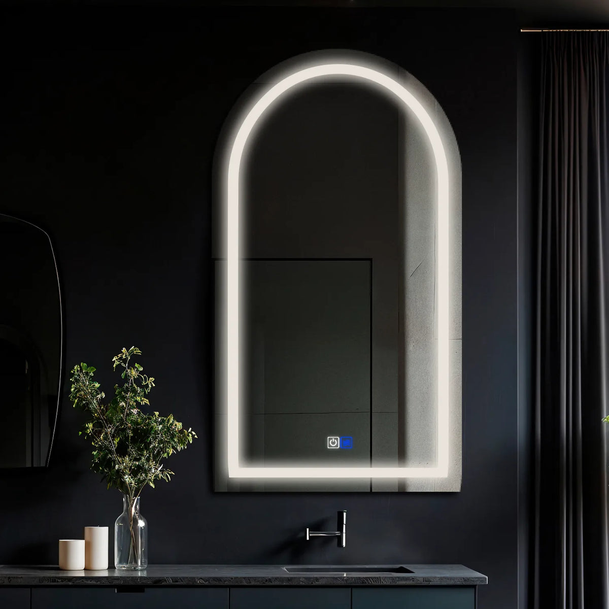 LED Spiegel Semi-ovaal 2 | met Touch-Knoppen | en Anti-Condens Functie | Neutraal wit licht - Reyze Serie Salono Model 1